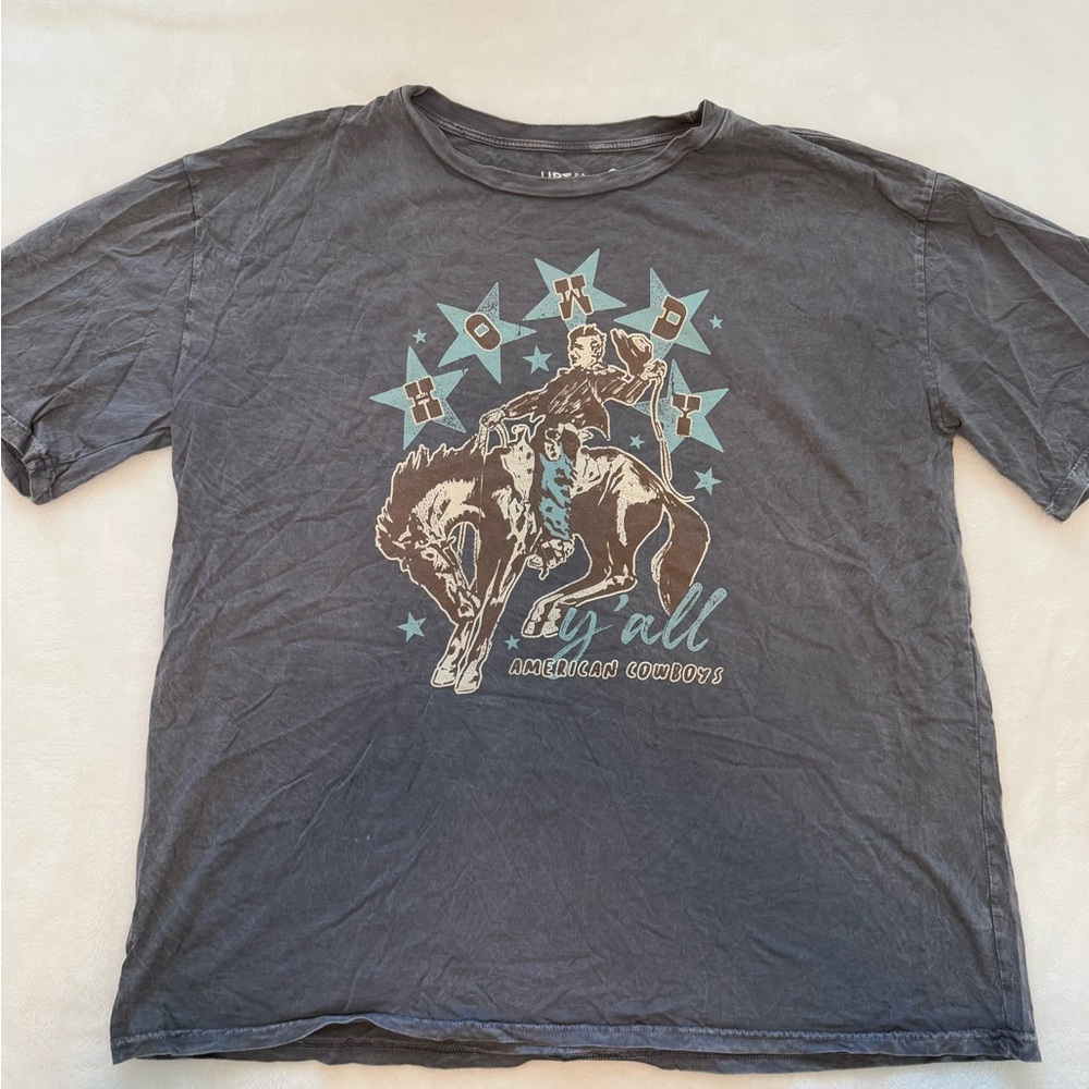 Vintage-Inspired Black Graphic Tee with Rodeo Print